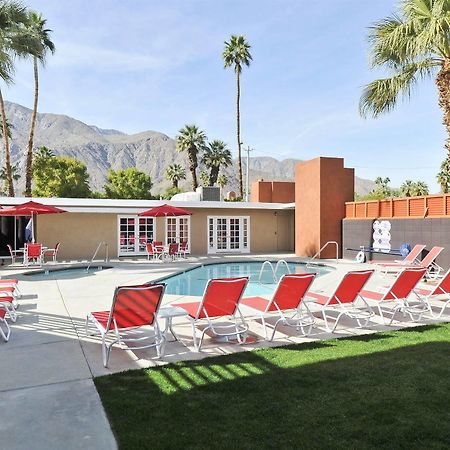 Bearfoot Inn - Clothing Optional Hotel For Gay Men Palm Springs Eksteriør billede