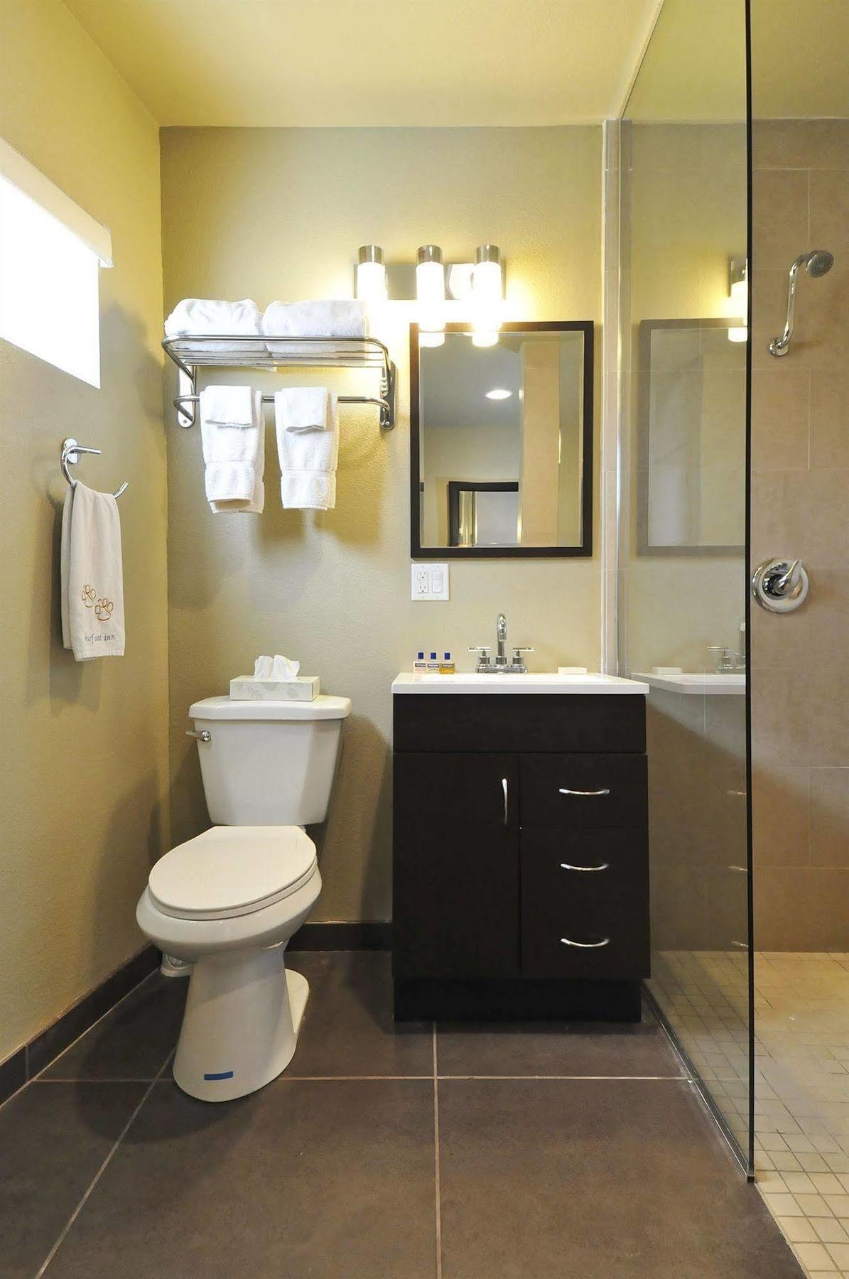 Bearfoot Inn - Clothing Optional Hotel For Gay Men Palm Springs Eksteriør billede